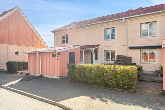 Radhus, Björnspinnarvägen 68, Myrängen, Huddinge