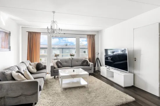 Bostadsrätt, Axvägen 89, Viksjö, Järfälla