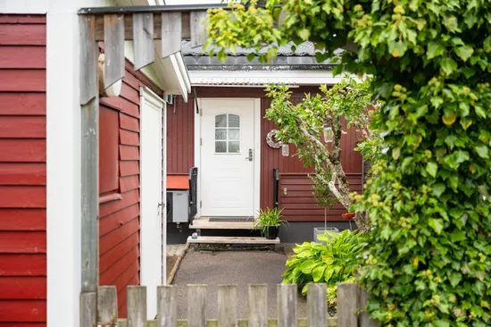 Radhus, Marsvägen 3B, Horred, Mark