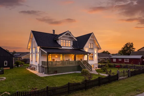 Villa, Stationsvägen 17, Bromölla