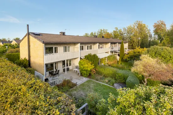 Radhus, Rågången 122, Viksjöplan, Järfälla