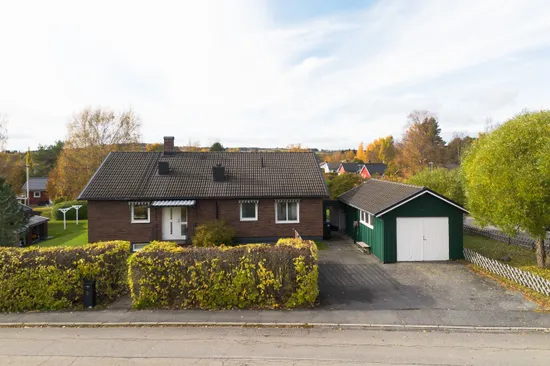 Villa, Blomstervägen 5, Frösön, Östersund