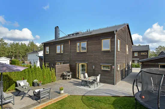 Radhus, Sandviksvägen 19A, Kungsängen, Upplands-Bro