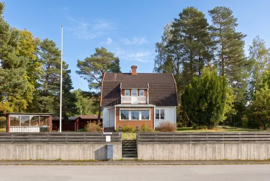 Villa, Fibulagatan 6, Brandthovda, Västerås