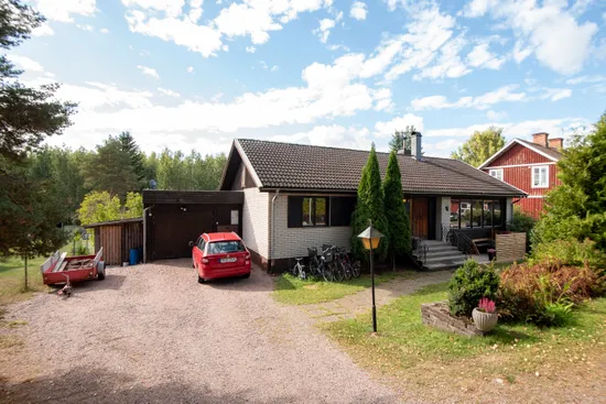 Villa, Fridnäsvägen 9, Ramnäs, Surahammar