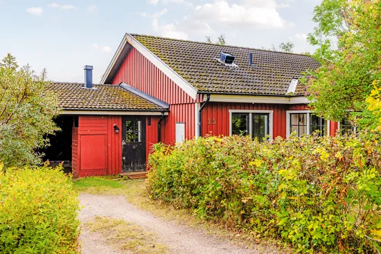 Villa, Svanvägen 15, Älmsta, Norrtälje