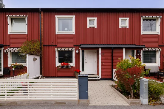 Bostadsrätt, Björnbärsgatan 12, Nya Hjärsta, Örebro