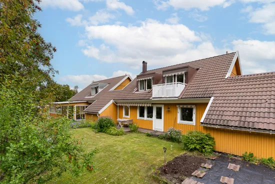 Radhus, Marmorvägen 141, Carlshem, Umeå