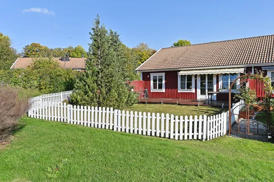 Radhus, Skepparns väg 15, Kungsberga, Ekerö
