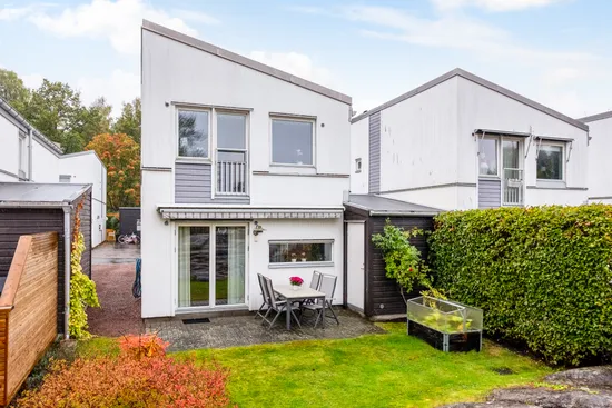 Radhus, Svarvstensvägen 44, Hisings Kärra, Göteborg
