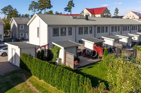 Radhus, Blåhallonvägen 28A, Tosterö - Stavlund, Strängnäs
