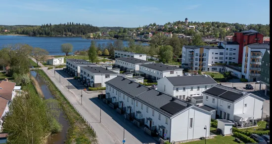 Bostadsrätt, Järnvägsgatan 27, Centralt, Gnesta