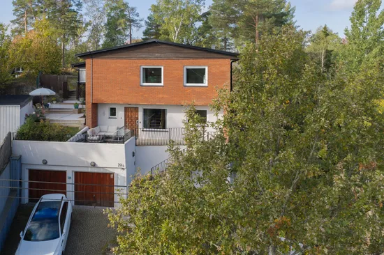 Villa, Rosendalsvägen 19B, Fullersta, Huddinge