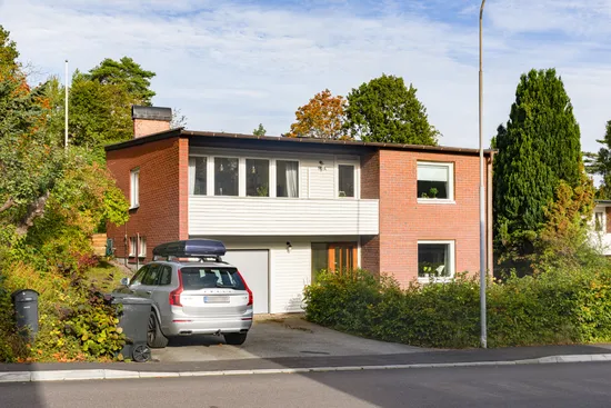 Villa, Skulebergsvägen 16A, Furuskog, Partille