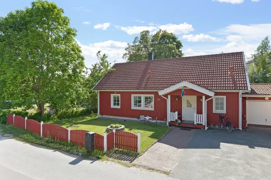Villa, Operettvägen 20, Mörtvik, Huddinge
