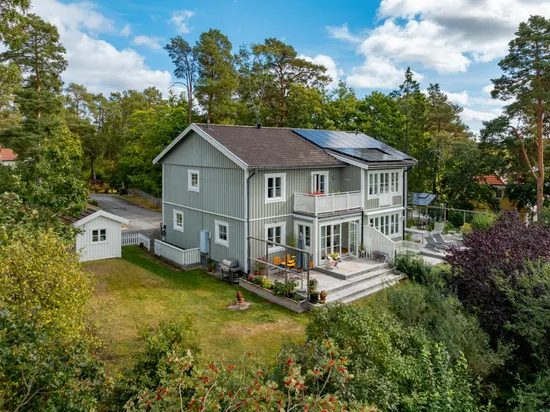 Radhus, Sagovägen 7B, Enebyberg, Danderyd