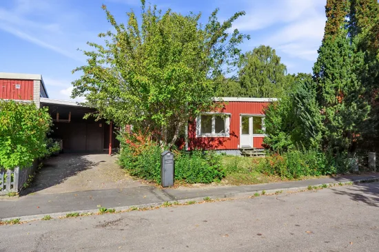 Radhus, Ullsaxvägen 15, Valsätra, Uppsala