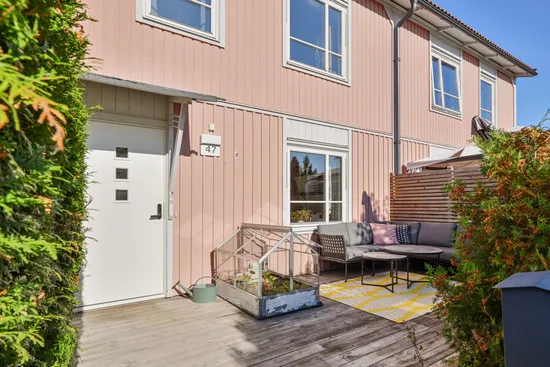 Radhus, Neptunigränd 47, Prästgårdsmarken/Prästhagen, Upplands Väsby