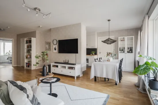 Bostadsrätt, Norra Centralgatan 12, Gävle Centrum, Gävle