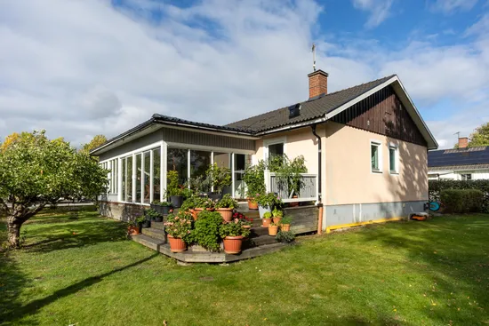 Villa, Domargatan 12, Dingtuna, Västerås