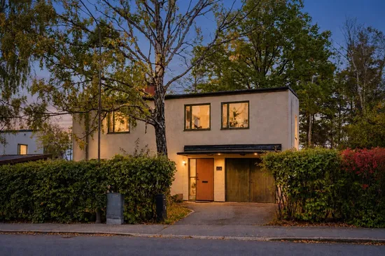 Villa, Årdalavägen 131, Örby, Stockholm