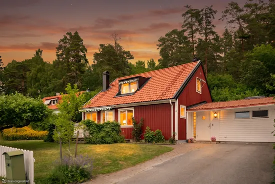Radhus, Lievägen 4, Ella Gård, Täby