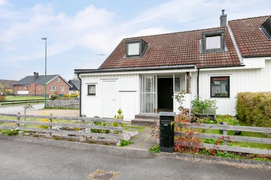 Radhus, Sjögärdsgatan 68A, Ingsberg, Nässjö