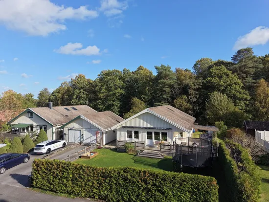 Villa, Södra Nääsgränsvägen 20, Floda-Hyltorna, Lerum