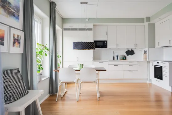 Bostadsrätt, Sjödalsvägen 17, Centrala Huddinge, Huddinge