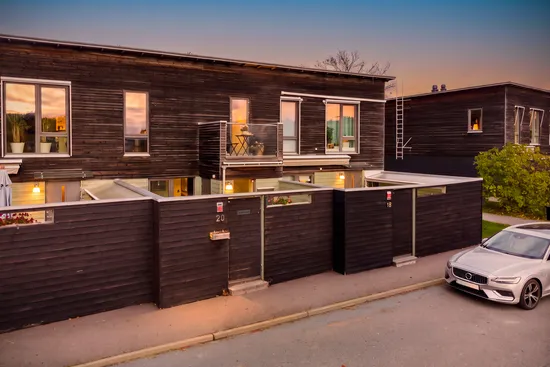 Radhus, Prostgränd 20, Barkarby, Järfälla