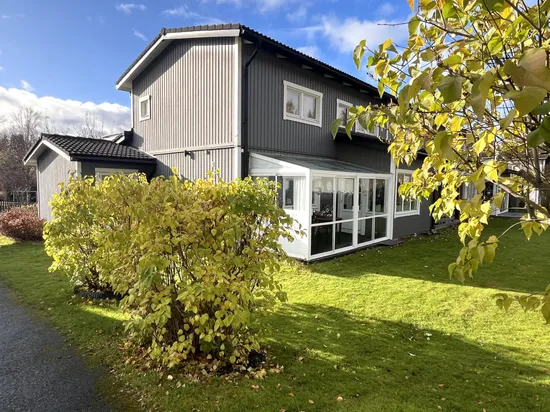 Radhus, Östersemsvägen 107, Lugnvik, Östersund