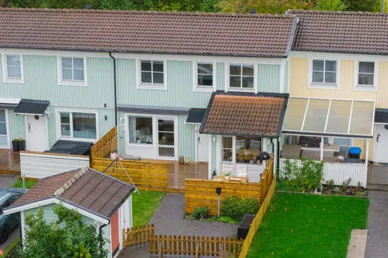 Radhus, Slåttervägen 4E, Segeltorp, Huddinge