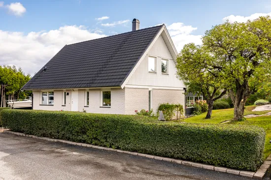 Villa, Lobacken 4, Skarpäng, Täby
