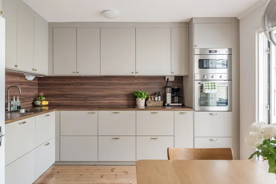 Radhus, Albert målares väg 16e, Täby kyrkby, Täby