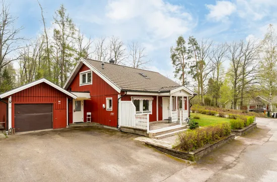 Villa, Västra Säbygatan 24, Ekebyholm, Kungsör