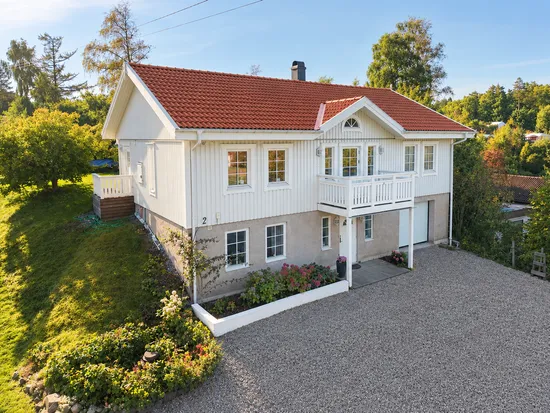 Villa, Kvarnkullen 2, Djupvik, Tjörn