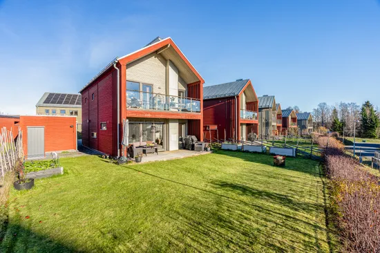 Villa, Fotbollsvägen 16, Odensala, Östersund