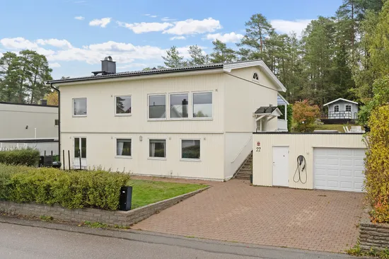 Villa, Dimvägen 22, Berghem, Järfälla