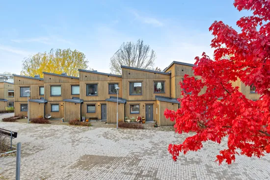 Radhus, Termikgatan 51d, Södra Ladugårdsängen, Örebro