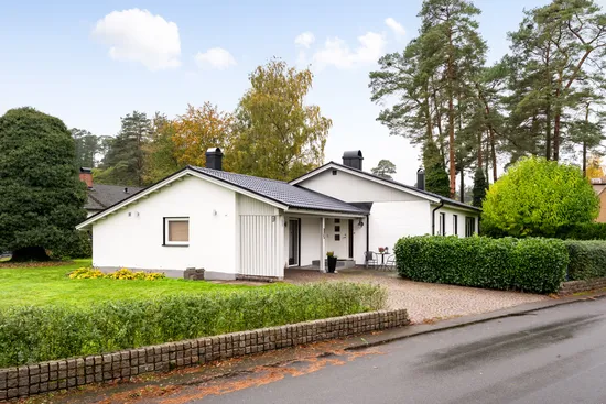 Villa, Hallarödsvägen 9, Vä, Kristianstad