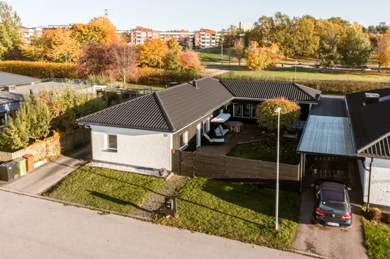 Villa, Färgkullagatan 10, Nordanby, Västerås