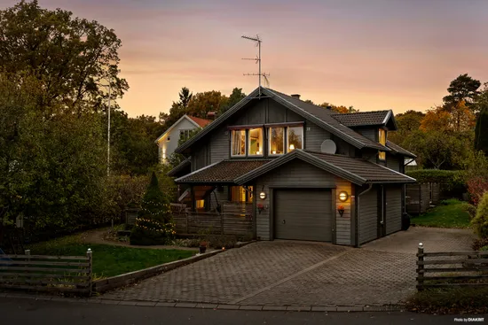 Villa, Sjuhäradsgatan 7, Västra Ängabo, Alingsås