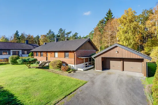 Villa, Lövsångarevägen 13, Tanumshede, Tanum