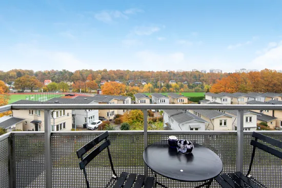 Bostadsrätt, Klockhammarsgränd 2, vån 4 av 4, Hagsätra, Stockholm