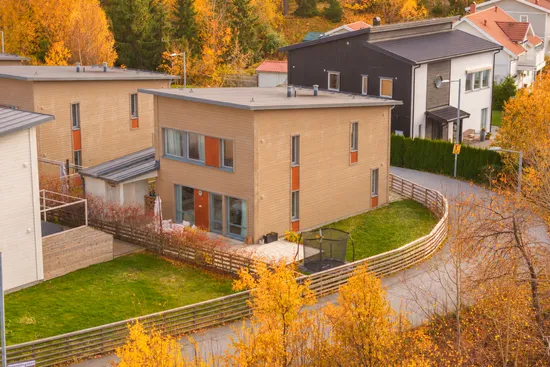 Villa, Runhällsgatan 1, Fresta, Upplands Väsby