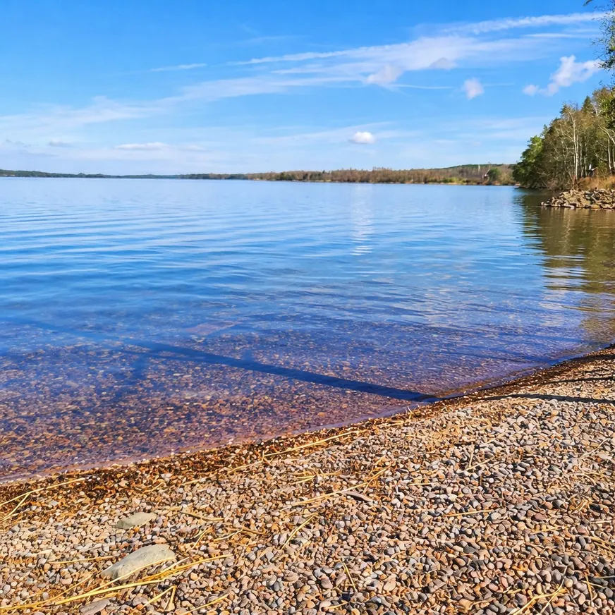 Tomt, Strand och sjöutsikt vid sjön Unden, Sannnerud, Laxå