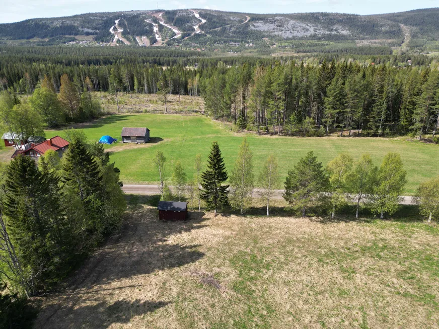 Tomt, Dilles väg, Klövsjö by, Berg