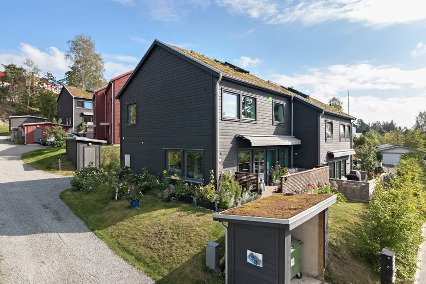 Radhus, Åvägen 11A, Öringe, Tyresö