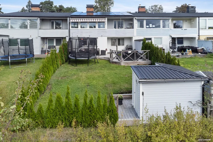 Majvägen 11