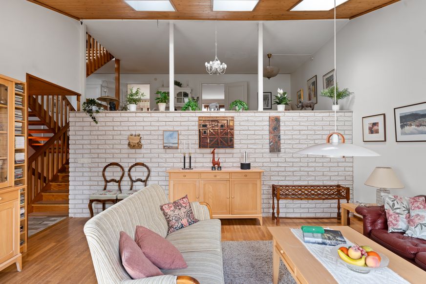 Villa, Radhus, Hellstedtsgatan 2B, Sveaplan/Lasarettsområdet, Eskilstuna